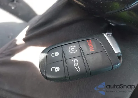 2019 Dodge Challenger R/T из США, поврежденный, VIN 2C3CDZBT1KH632277